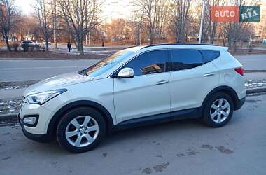 Внедорожник / Кроссовер Hyundai Santa FE 2013 в 