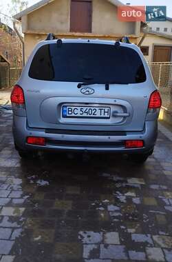 Внедорожник / Кроссовер Hyundai Santa FE 2005 в 
