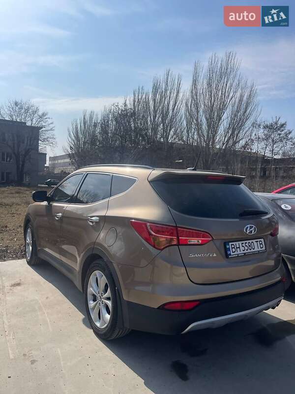 Позашляховик / Кросовер Hyundai Santa FE 2013 в Одесі