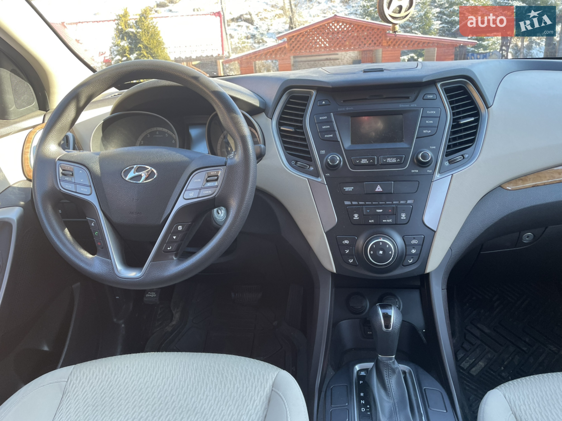 2015 Hyundai Santa Fe - мініатюра 16