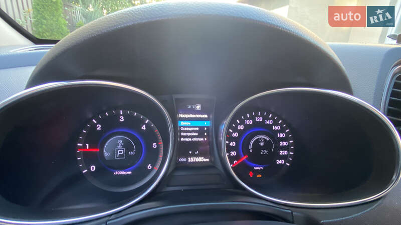 Позашляховик / Кросовер Hyundai Santa FE 2013 в Києві