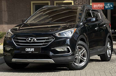 Внедорожник / Кроссовер Hyundai Santa FE 2016 в 