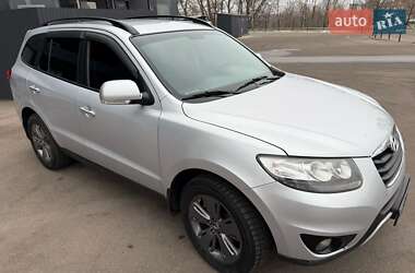 Внедорожник / Кроссовер Hyundai Santa FE 2012 в Киеве