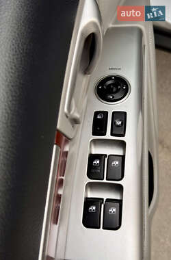 Внедорожник / Кроссовер Hyundai Santa FE 2008 в 