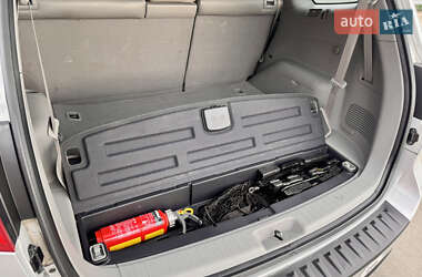 Внедорожник / Кроссовер Hyundai Santa FE 2008 в 