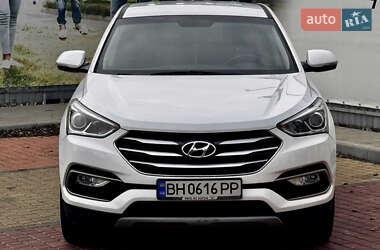 Внедорожник / Кроссовер Hyundai Santa FE 2017 в Одессе