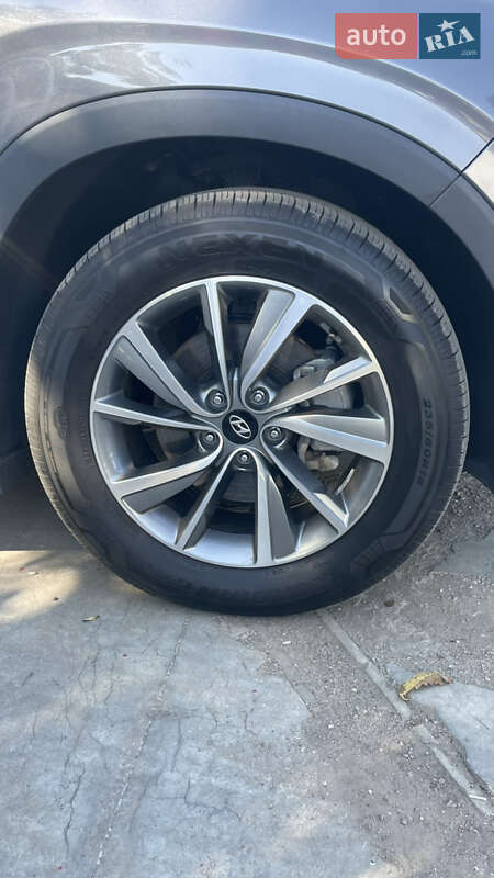 Позашляховик / Кросовер Hyundai Santa FE 2019 в Умані