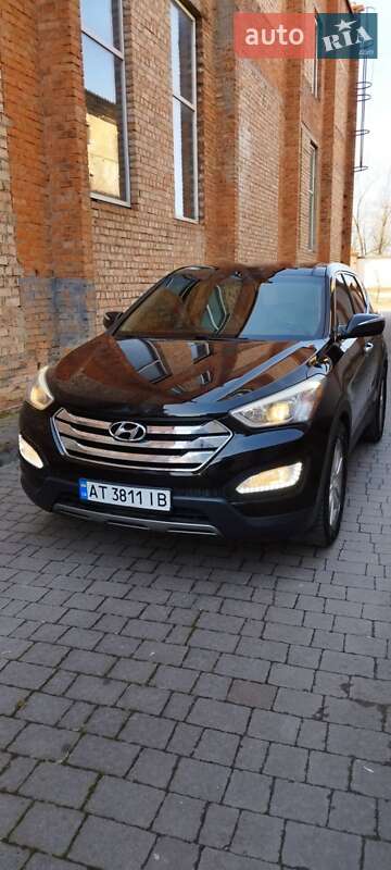 Внедорожник / Кроссовер Hyundai Santa FE 2012 в 