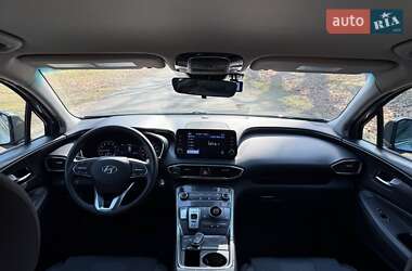 Внедорожник / Кроссовер Hyundai Santa FE 2021 в 