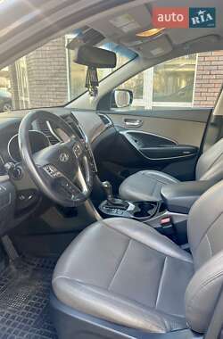 Позашляховик / Кросовер Hyundai Santa FE 2016 в 