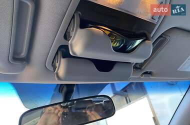 Внедорожник / Кроссовер Hyundai Santa FE 2006 в 