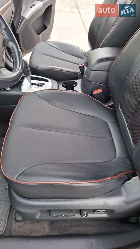 Внедорожник / Кроссовер Hyundai Santa FE 2008 в Дрогобыче