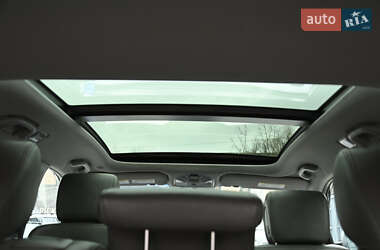 Внедорожник / Кроссовер Hyundai Santa FE 2013 в 