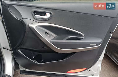 Внедорожник / Кроссовер Hyundai Santa FE 2012 в 