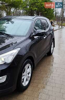 Позашляховик / Кросовер Hyundai Santa FE 2012 в 