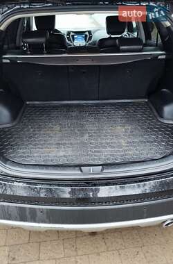Позашляховик / Кросовер Hyundai Santa FE 2012 в 