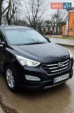 Позашляховик / Кросовер Hyundai Santa FE 2012 в 