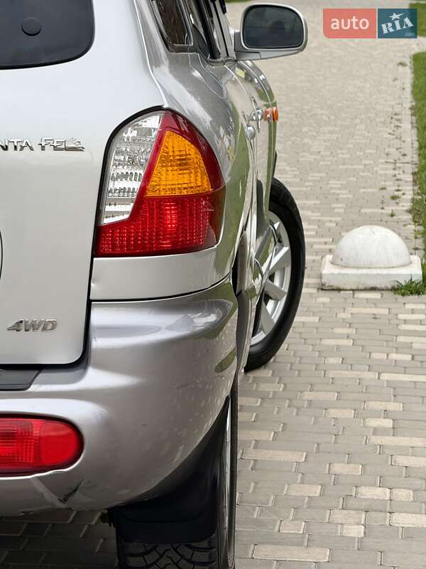 Внедорожник / Кроссовер Hyundai Santa FE 2005 в Одессе