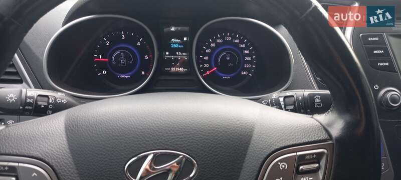 Позашляховик / Кросовер Hyundai Santa FE 2013 в Миколаєві