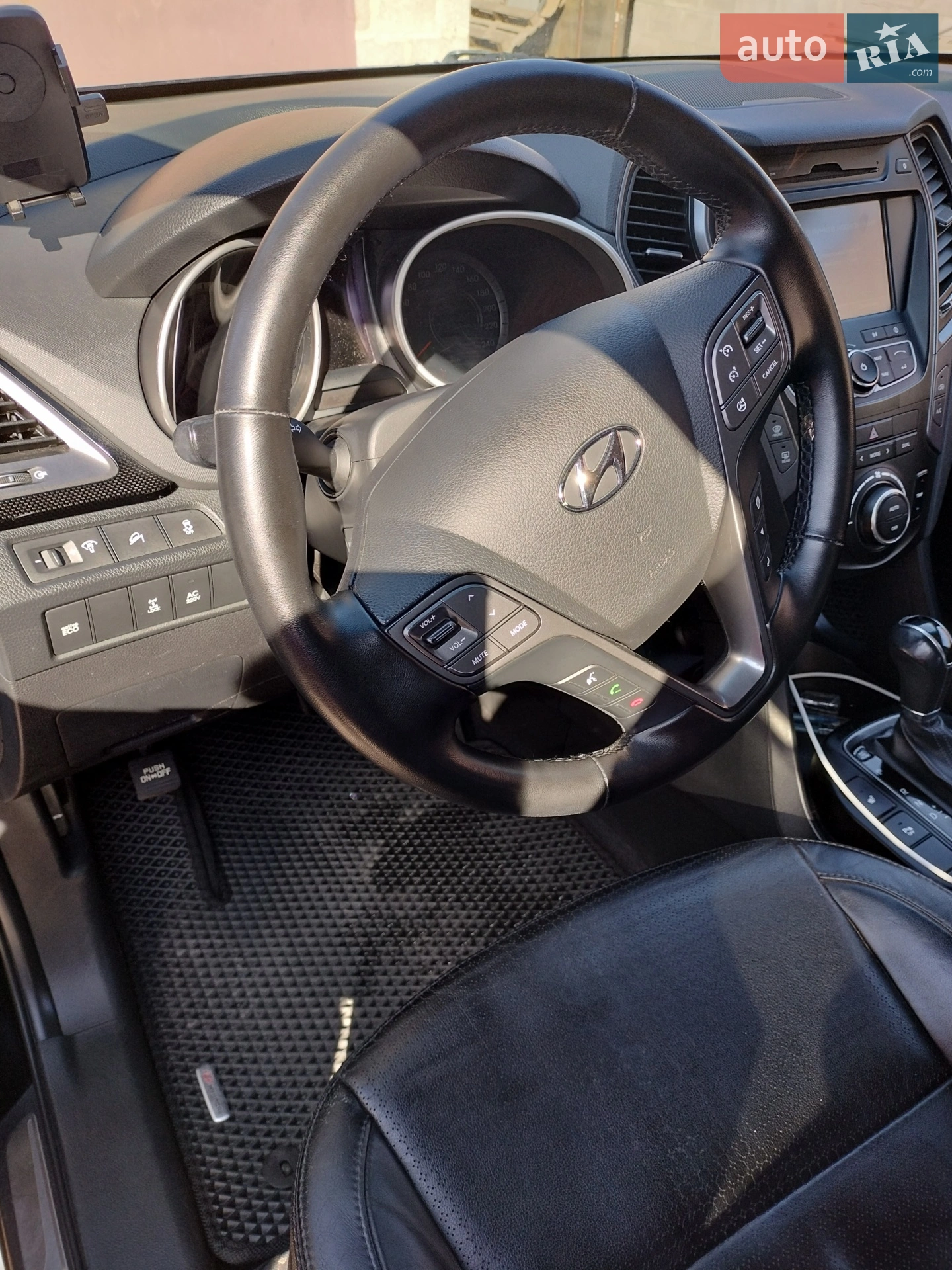 2012 Hyundai Santa Fe - мініатюра 18