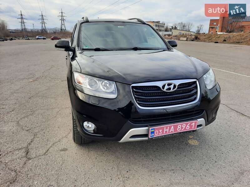 Внедорожник / Кроссовер Hyundai Santa FE 2012 в Полтаве