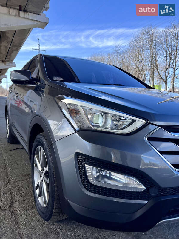 Позашляховик / Кросовер Hyundai Santa FE 2013 в Броварах
