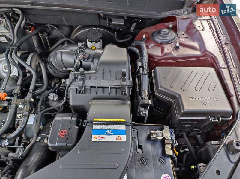 Позашляховик / Кросовер Hyundai Santa FE 2011 в Луцьку