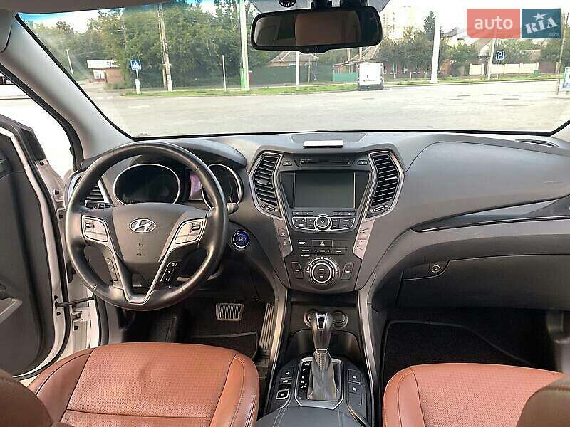 Позашляховик / Кросовер Hyundai Santa FE 2013 в Харкові