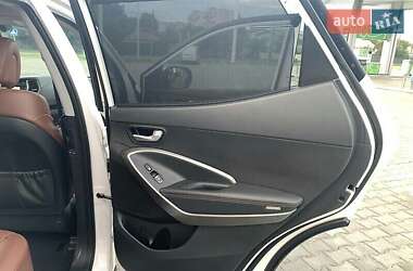 Внедорожник / Кроссовер Hyundai Santa FE 2013 в 