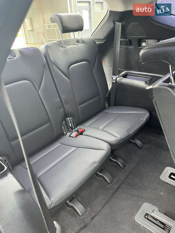Внедорожник / Кроссовер Hyundai Santa FE 2014 в Ужгороде фото 14 Внедорожник / Кроссовер Hyundai Santa FE 2014 в Ужгороде