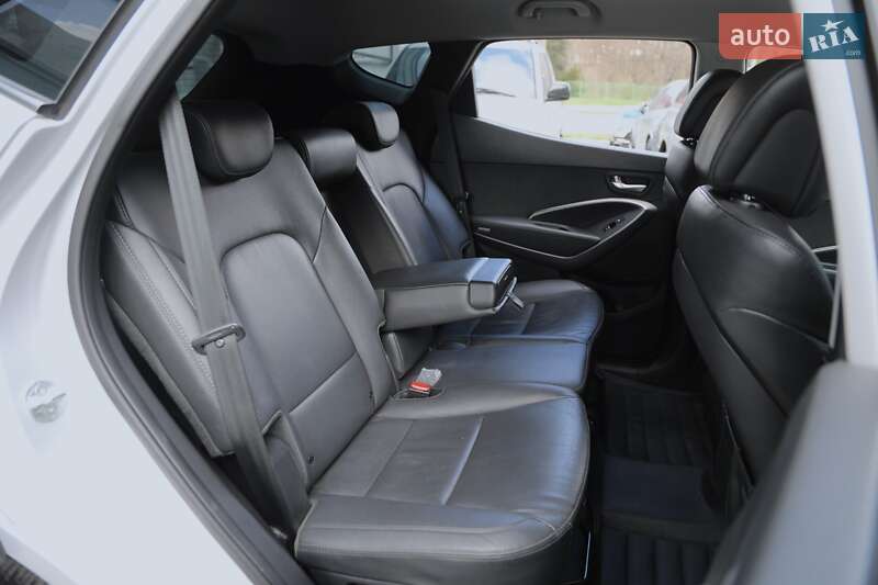 Позашляховик / Кросовер Hyundai Santa FE 2013 в Харкові