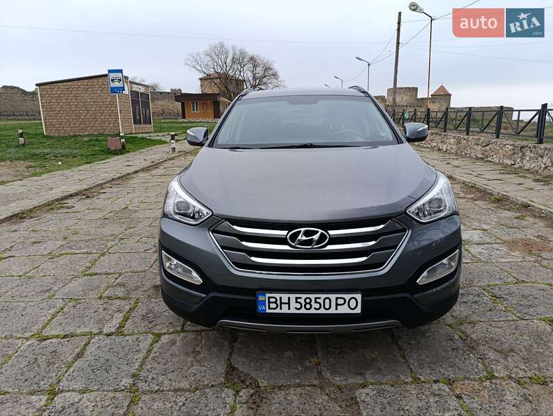 Внедорожник / Кроссовер Hyundai Santa FE 2012 в Белгороде-Днестровском
