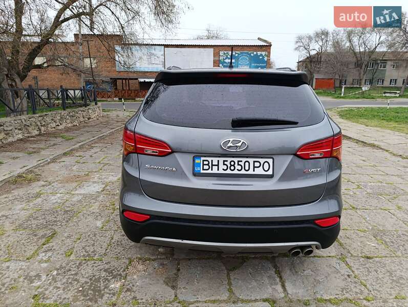 Внедорожник / Кроссовер Hyundai Santa FE 2012 в Белгороде-Днестровском