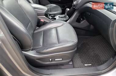 Внедорожник / Кроссовер Hyundai Santa FE 2012 в 