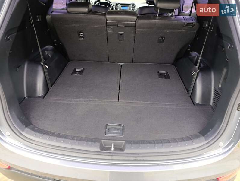 Внедорожник / Кроссовер Hyundai Santa FE 2012 в Белгороде-Днестровском