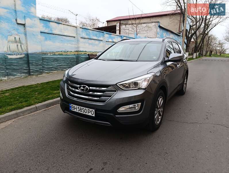 Внедорожник / Кроссовер Hyundai Santa FE 2012 в Белгороде-Днестровском