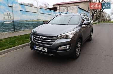 Внедорожник / Кроссовер Hyundai Santa FE 2012 в 