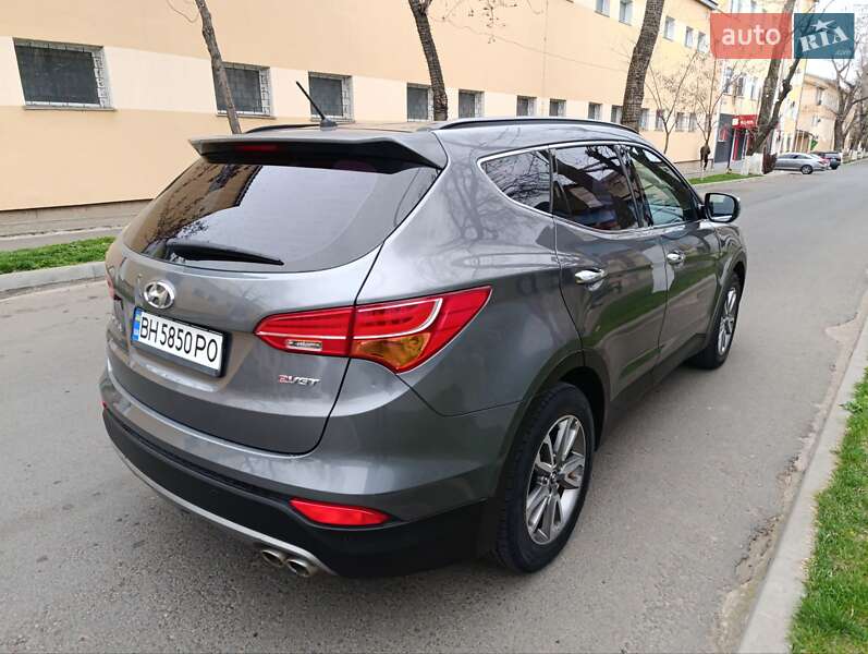 Внедорожник / Кроссовер Hyundai Santa FE 2012 в Белгороде-Днестровском