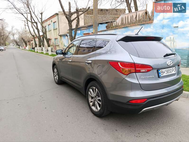 Внедорожник / Кроссовер Hyundai Santa FE 2012 в Белгороде-Днестровском