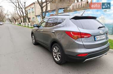 Внедорожник / Кроссовер Hyundai Santa FE 2012 в 