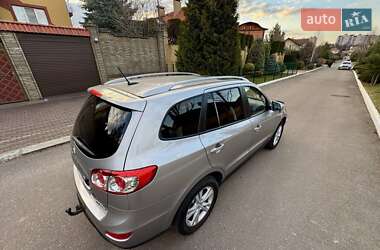 Позашляховик / Кросовер Hyundai Santa FE 2011 в 