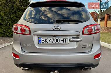 Позашляховик / Кросовер Hyundai Santa FE 2011 в 