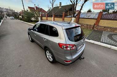 Позашляховик / Кросовер Hyundai Santa FE 2011 в 