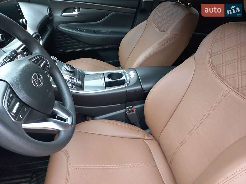 Внедорожник / Кроссовер Hyundai Santa FE 2021 в Белой Церкви