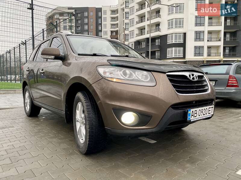 Позашляховик / Кросовер Hyundai Santa FE 2011 в Бучі