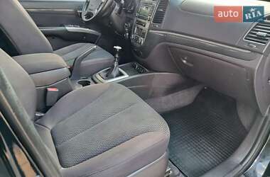 Внедорожник / Кроссовер Hyundai Santa FE 2010 в 