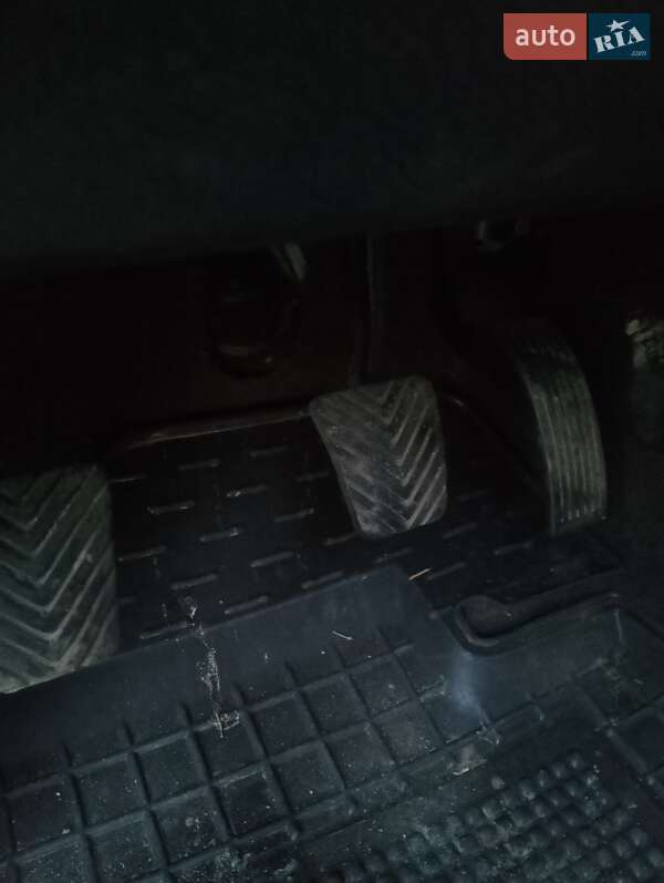 Позашляховик / Кросовер Hyundai Santa FE 2008 в Рокитному