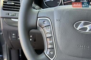 Внедорожник / Кроссовер Hyundai Santa FE 2012 в 