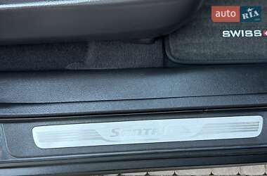 Внедорожник / Кроссовер Hyundai Santa FE 2012 в 