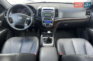 Внедорожник / Кроссовер Hyundai Santa FE 2010 в Ровно